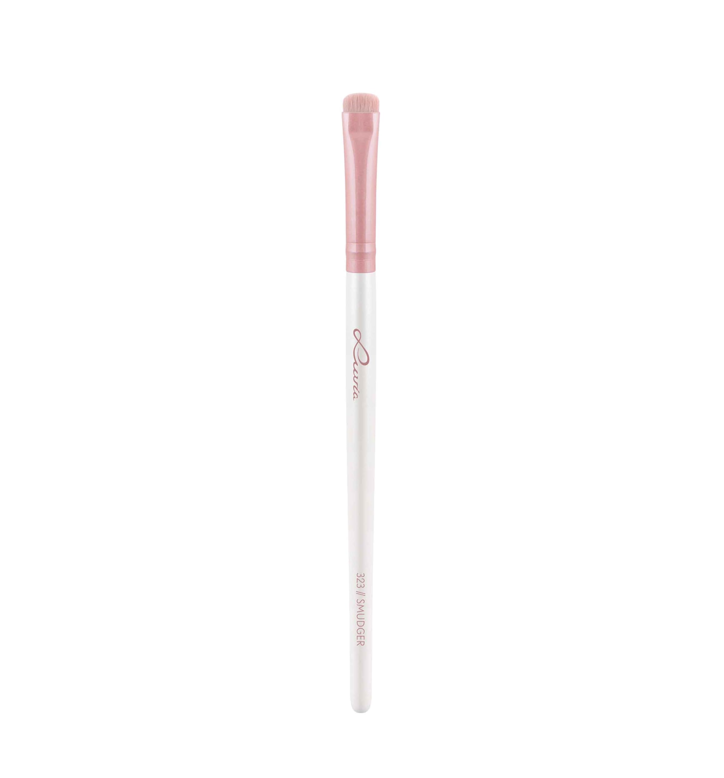Luvia Professional Makeup Brush, Candy Eyeshadow Brush, Vegan Cosmetic Brush, 323 // Smudger, Pearl / Candy - Image 3