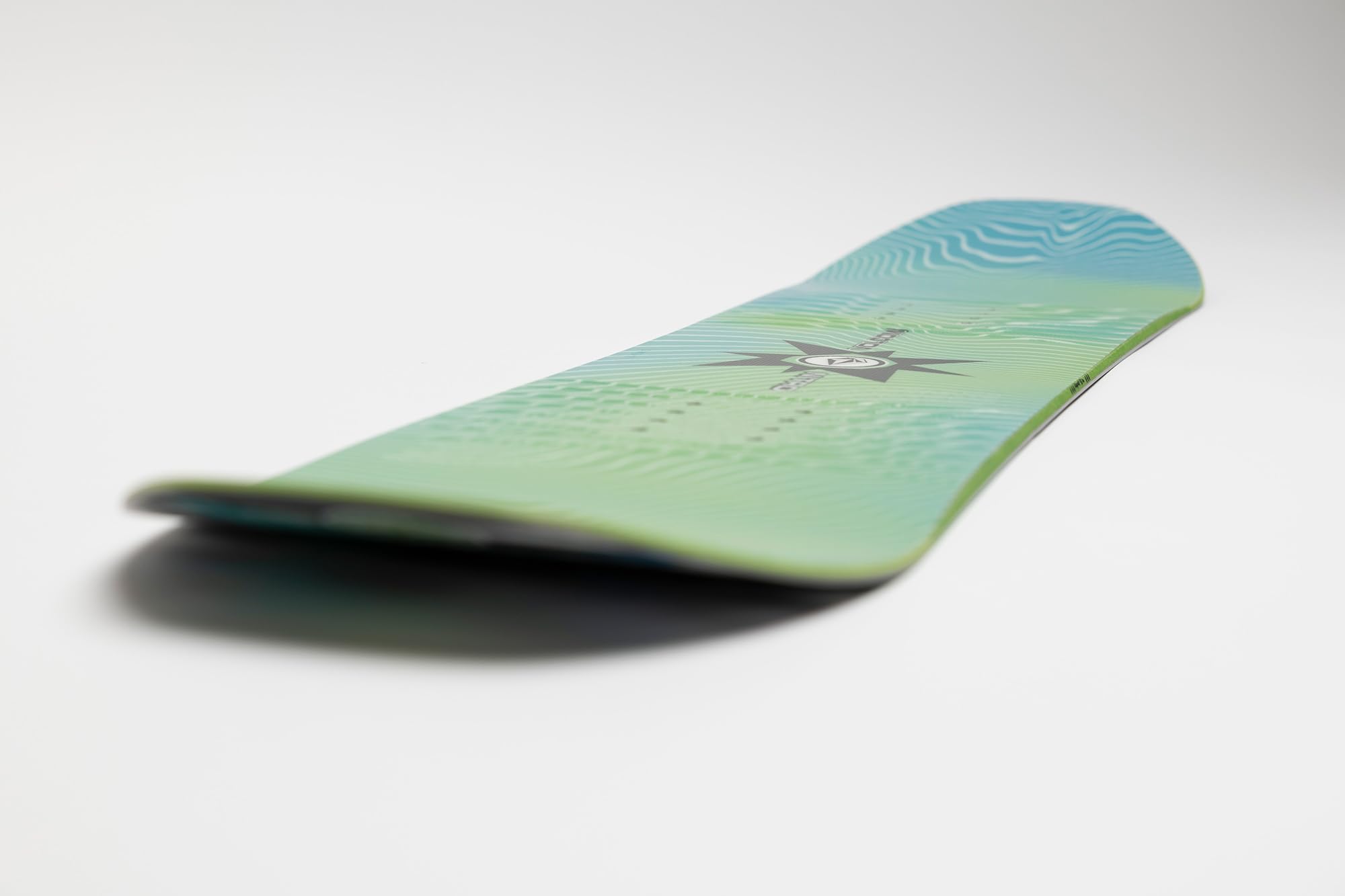 Nitro Ripper Youth X Volcom Youth Snowboard,137cm