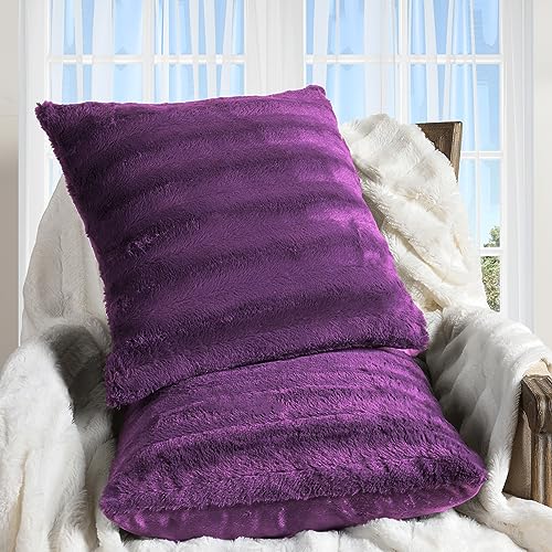 Cheer Collection Faux Fur Throw Pillows - Decorative Pillows for Couch, Bed Throw Pillows, Purple Accent Pillows for Bedroom or Living Room Aesthetic, Set of 2 Furry Throw Pillows, 16' x 16'