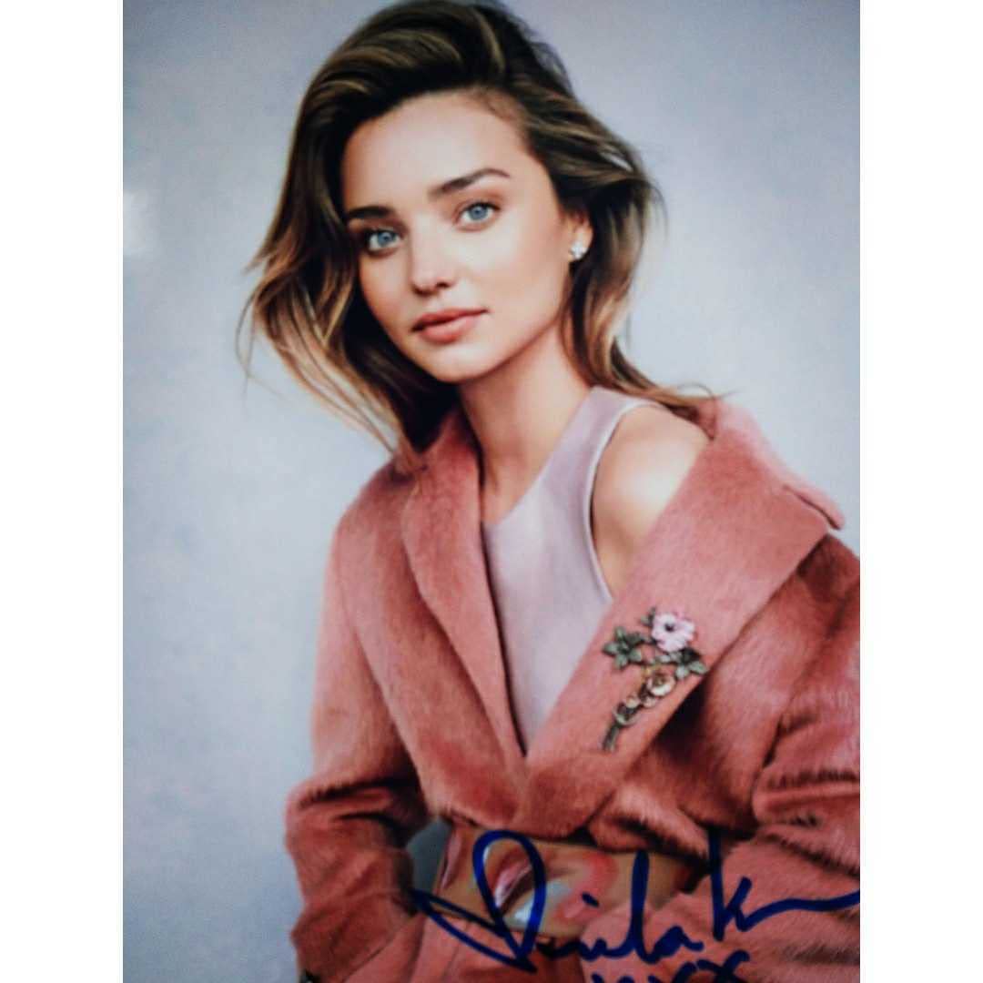 ミランダ・カー直筆サイン入り超 特大写真…⑥ 【公式通販】