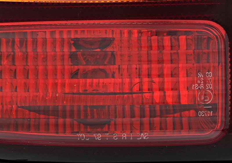 For Toyota RAV4 Tail Lights Lamps Set 1998 1999 2000 Driver and Passenger Side