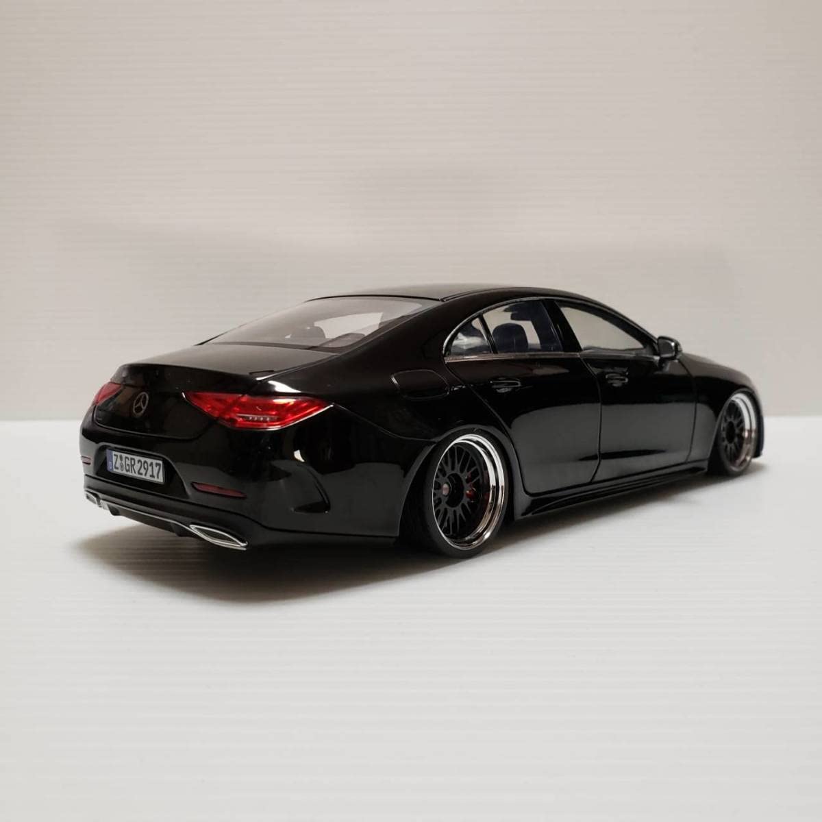 1/18　メルセデスベンツ　CLSクラス　W218　カスタム 1/18 メルセデスベンツ CLSクラス W218 カスタム W218 CLS550