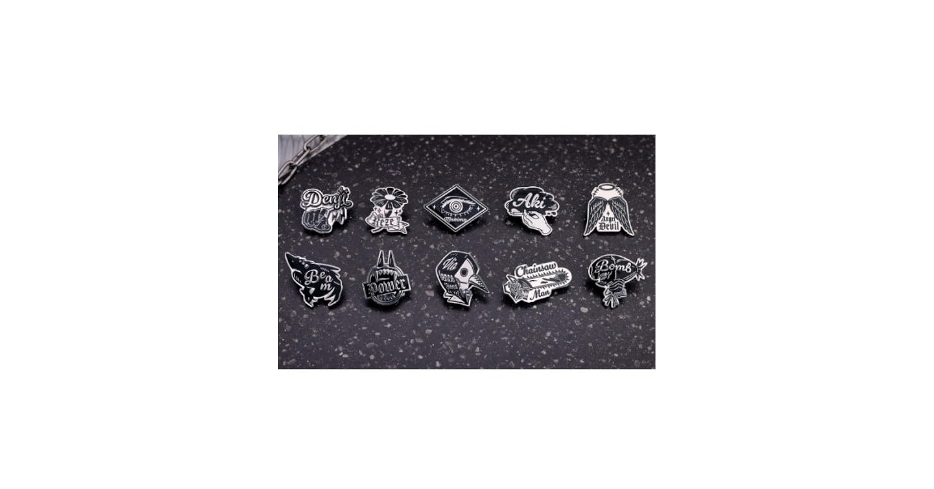 劇場版 チェンソーマンレゼ篇 モチーフデザインピンズ 9種 劇場版チェンソーマン レゼ篇 ピンズセット: 雑貨