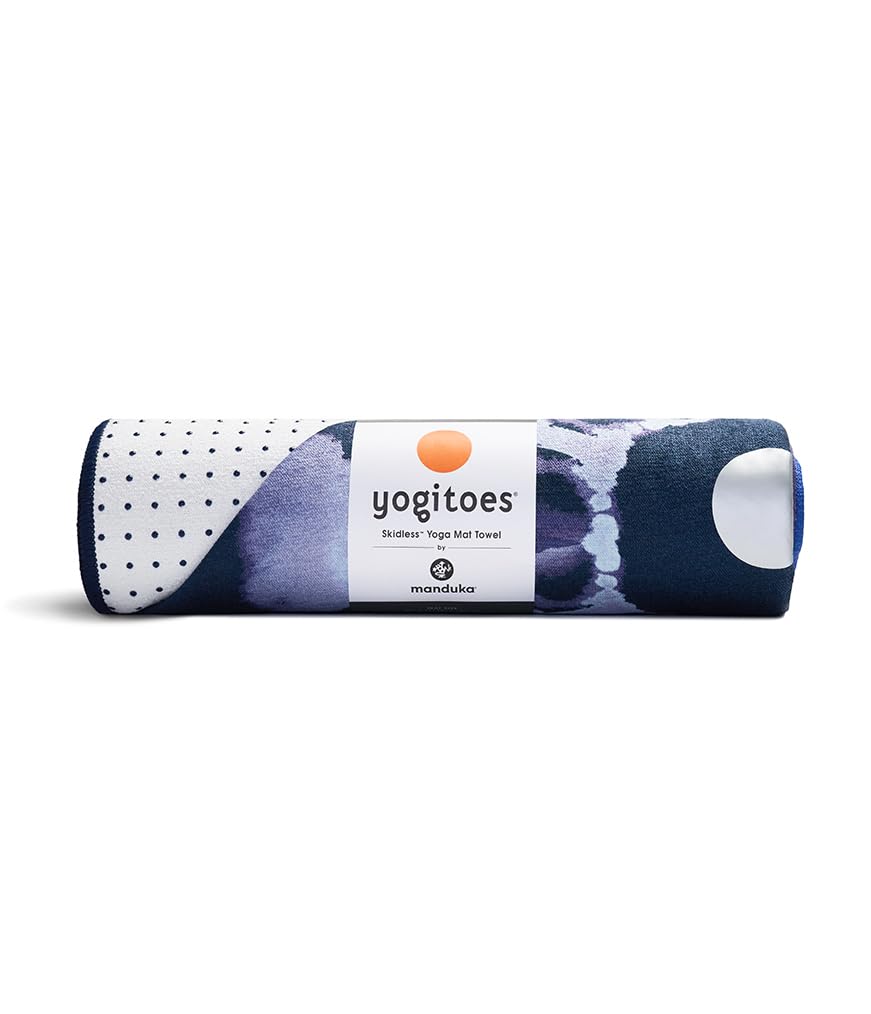 Manduka Yogitoes - Toalla de Yoga Antideslizante y de Secado rápido para Yoga Caliente con Puntos de Agarre Inferior de Goma, 180 cm de Largo, Delgada y Ligera