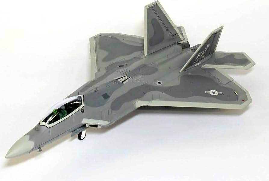 Amazon.co.jp: ゲインコープ 1/72 F-22A ラプター 第1戦闘航空団 第27