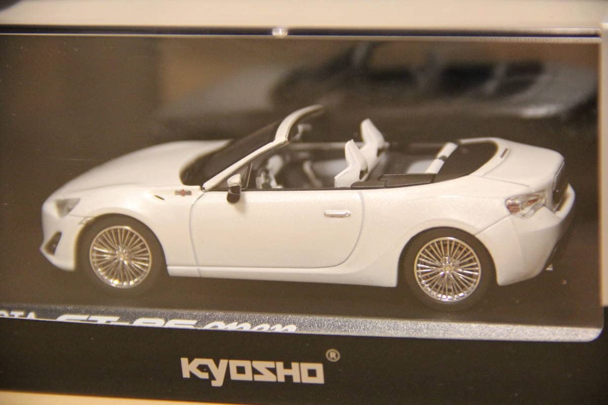 TOYOTA FT-86 open concept 1/43 京商 新品 Amazon | 1/43 KYOSHO FT-86 オープン コンセプト ホワイト