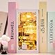 DIY Puppenhaus Booknook Bücherregal Einsatz 3D Holzpuzzle Buchstütze für Buch/Zimmer Dekor, Miniatur Modell Haus mit LED Licht Book Nook Kits für Geburtstag Valentinstag Geschenke