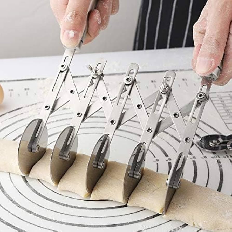 Tala　タラ社　ペイストリーカッターセット　ブルー＆アイボリー Talaタラ社ペイストリーカッターセットブルー＆アイボリー