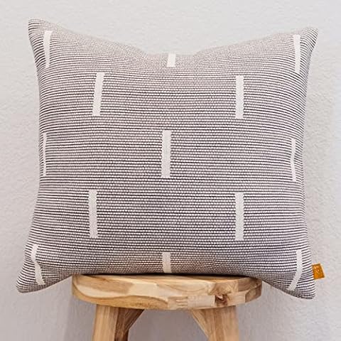 Lumi Living 100% Cotton Knitted Soft Modern Geometric Dash Lines Throw Pillow Cover (18x18, Black & Cream) Cover