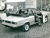 bmw baur tc4 Alle Vintage-Fotos sind einzigartige Sammlerstücke/Erinnerungen, da es nur einen von jedem Artikel mit solchen Briefmarken, Datum und handgeschriebenen Kritzeleien auf der Rückseite gibt. Diese Markierungen bestätigen und erhöhen den Wert des Sammlerstücks. Das Wasserzeichen befindet sich nicht auf dem tatsächlichen Foto