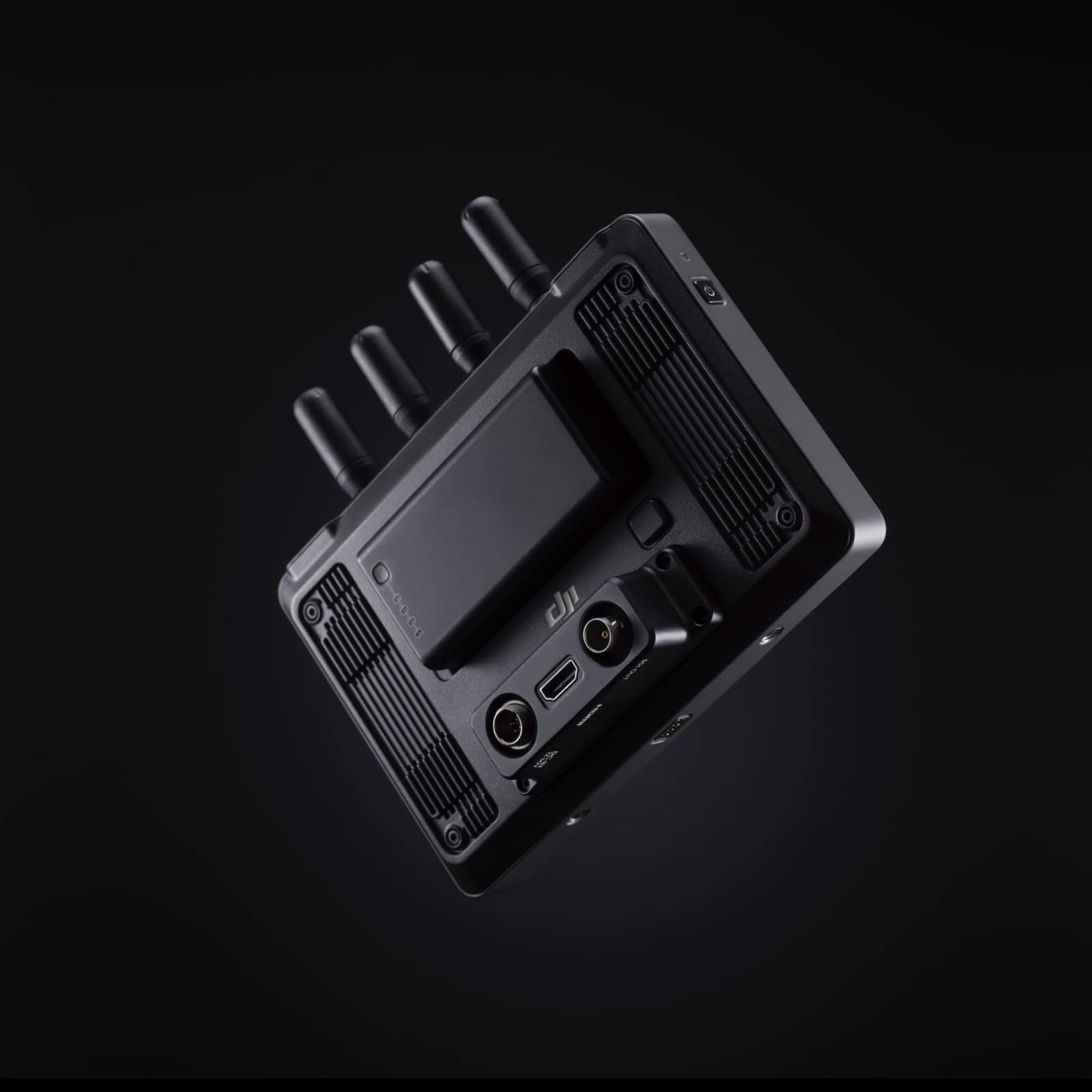 DJI 遠隔モニター 拡張プレート (SDI/HDMI/DC-IN) 黒 Amazon.co.jp: DJI 遠隔モニター 拡張プレート (SDI/HDMI/DC-IN