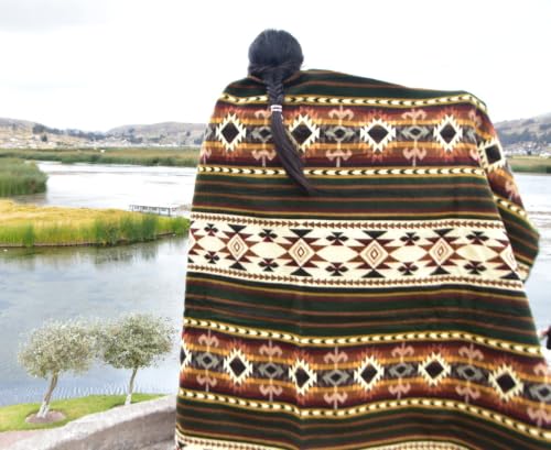 Image of Alpaca Wool Blanket, Queen Size 94 x 78, Reversible 2 in 1, Thick and Ultra Soft, Hypoallergenic, Non-Itchy, Handmade in Ecuador. Premium Alpaca Wool (Green)