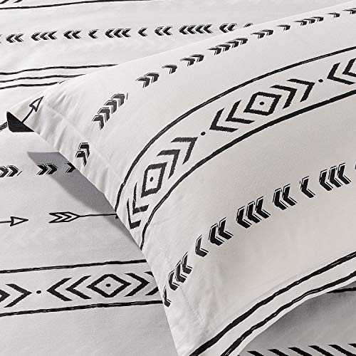 JUCFHY-600-Thread-Count-Cotton-Duvet-Cover-3pcs-Queen-Duvet-Cover-Set-Black-Stripe-Geometric-Printed-on-WhiteReversible-with-Zipper-Closure-1-Duvet-Cover-and-2-Pillow-Shams 51hdDwBJa5L
