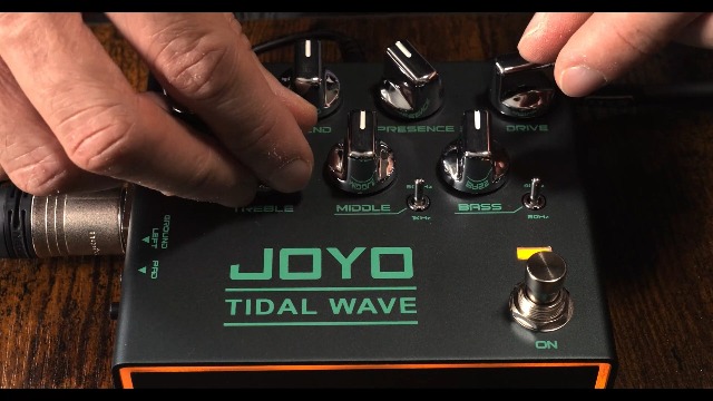 JOYO Bass Preamp & DI Guitar Pedal, Blend Control with MID SHIFT