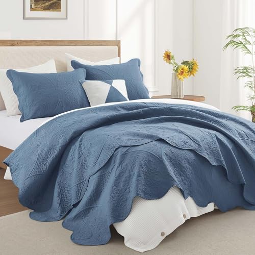 IR Imperial Rooms Queen Quilt Bedding Set Size (90" x 96") + 2 Pillow Shams (20" x 26"+ 2") - 3 Pcs All Season Lightweight Reversible Microfiber Coverlet Floral Embossed Quilt Bedspread (Light Blue)