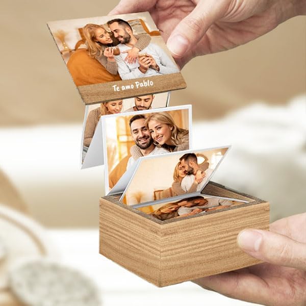 Transparent Gift Caja de Fotos Acordeón Personalizada con Fotos y Texto. Regalo Original para Parejas, Hombres o Mujeres. Regalos Personalizados. Caja de Sorpresa y Recuerdos. Álbum Desplegable