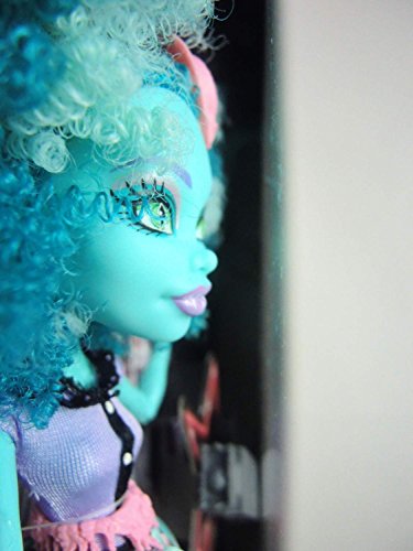 Muñeca Belle Honey Swamp Monster High miniatura 6