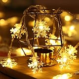 ❄【2 Modos de Iluminación】 Las cadenas de luces copo de nieve son brillantes y estrelladas, iluminarán el rincón oscuro para una atmósfera de felicidad dentro o fuera. Puede encender la luz de dos formas diferentes: Encendido fijo y flash.