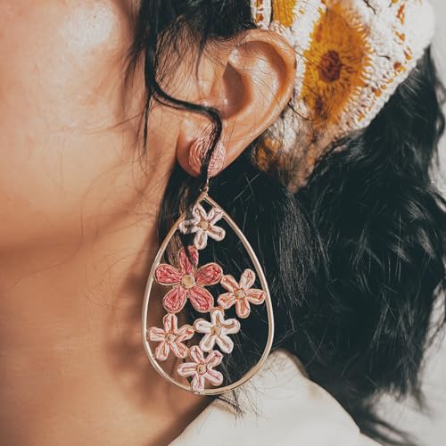 Flower Teardrop Earrings Boho Raffia Earrings Cute Floral Dangle Earrings Trendy Statement Jewelry for Women2
