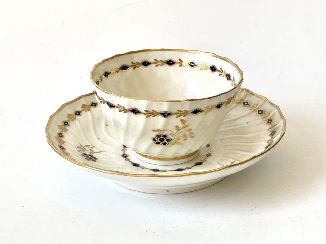 ウースター　カップ　ソーサー　西洋アンティーク　ロイヤルウースター　骨董 Amazon | ウースター カップ ソーサー 西洋アンティーク