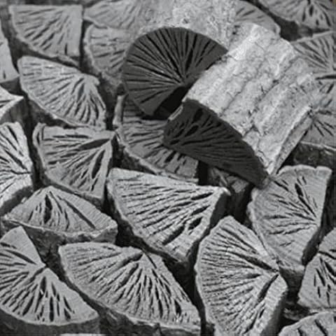 Charcoal Japanese High-grade / Oak tree - 2 size - L 2 in (6 cm) / BBQ, Outdoor, Charcoal grill, Yakitori (212 oz (6 kg)) Cover