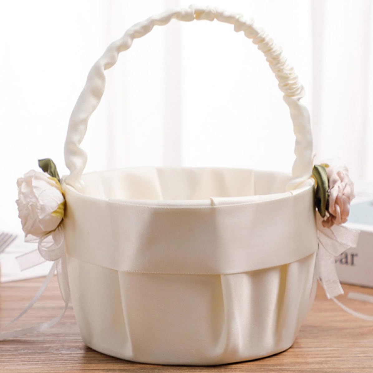 jojofuny Set de Coussin pour Alliances et Panier de Demoiselle D'honneur en Satin Blanc avec Nœud Élégant, pour Cérémonie de Mariage Romantique et Délicate