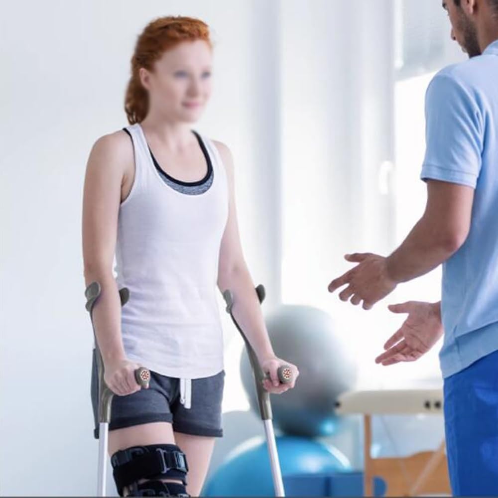 FLYUFO Stampelle Ascellari per Adulto,Stampelle Avambraccio Altezza Regolabile, stampella Ortopediche Regolabile per avambraccio per Camminare per Anziani disabili Anziani B,1PCS