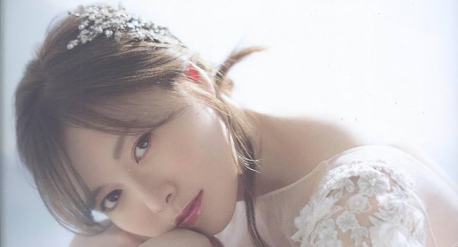 Amazon.co.jp: 白石麻衣 乃木坂46卒業記念メモリアルマガジン