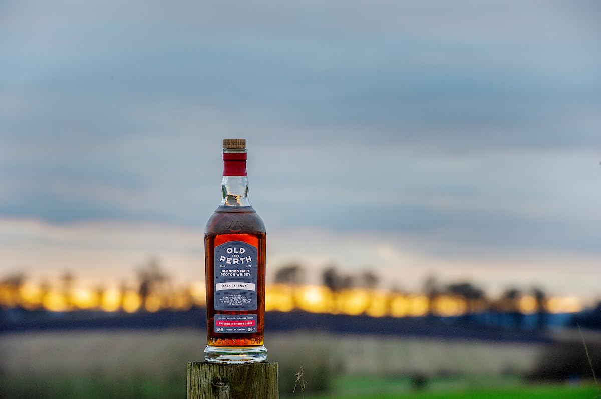 Old Perth Cask Strength Single Malt Whisky 58.6° 70CL