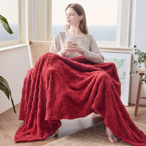 NEWCOSPLAY Super Soft Throw Blanket Red Premium Silky Flannel Fleece 3D Checkered Lightweight Bed Blanket All Season Use (Red Checkered, Throw(50"x70"))