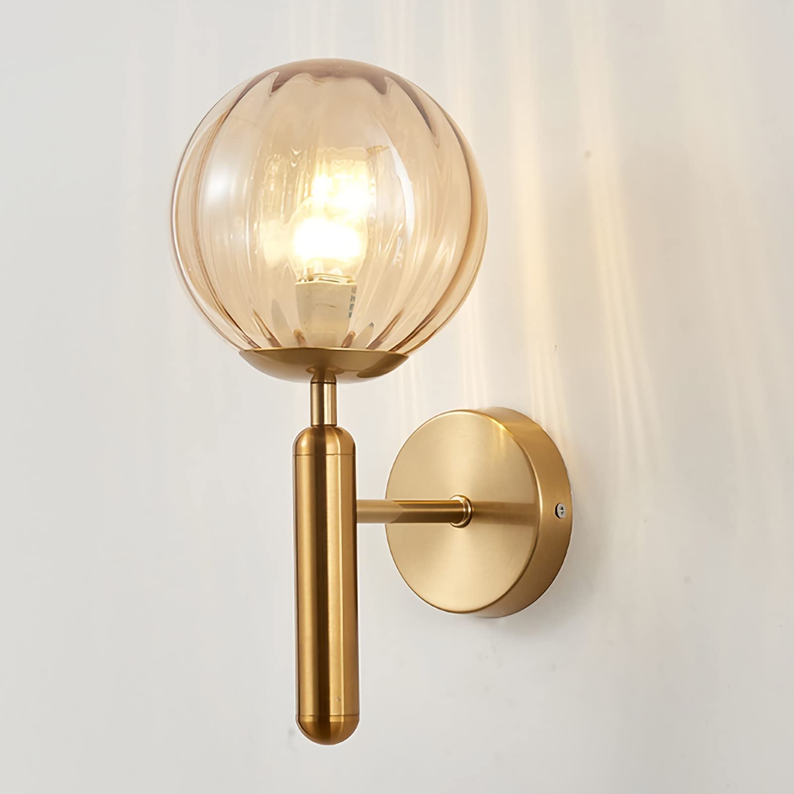 STUIJKVSZ LED Wall Light Indoor, Modern E27 Wall Sconce with Globe Glass Ball,1 Light, Vintage Metal Bedside Wall Lamp Fixtures for Living Room Bedroom Bathroom Hallway,Gold,E