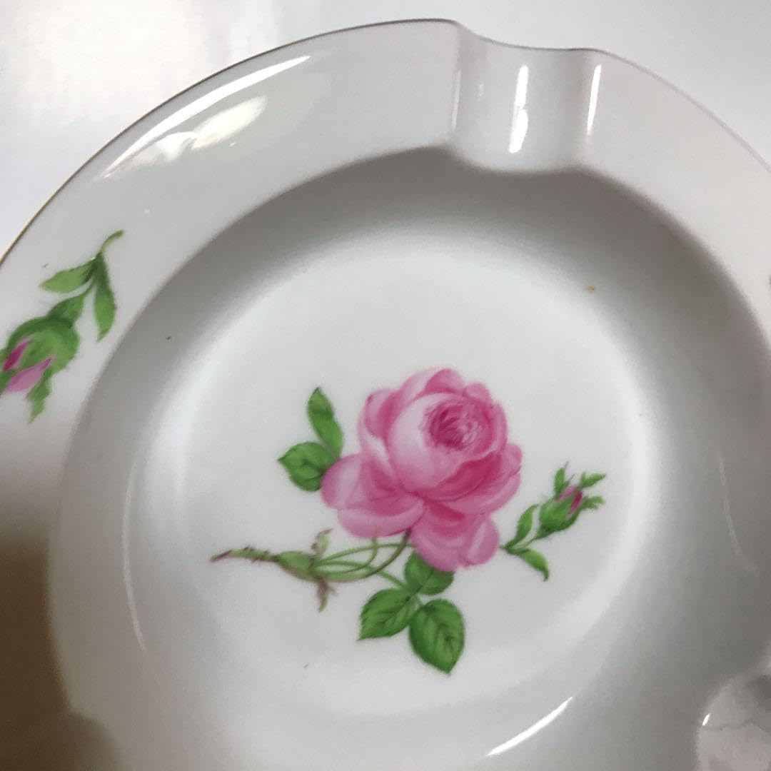 レリーフが美しいマイセンプレート（18cm）