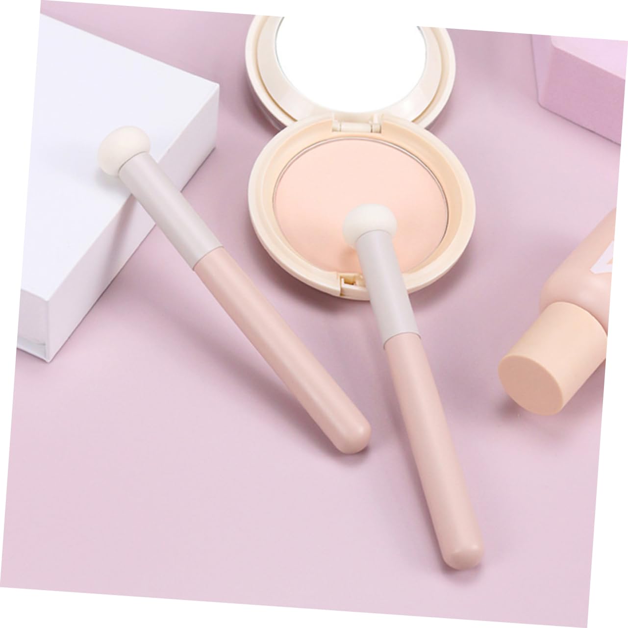 Gogogmee Fluffy Puffer Makeup Sponge Brush for Foundation Concealer Cream Washable Set of 4 Black