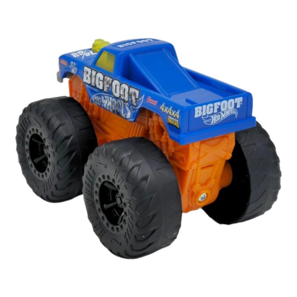Hot Wheels Monster Trucks Roarin Wreckers, 1 1:43 Scale Truck with Lights & Sounds, Plays Truck s Theme Song - Image 2