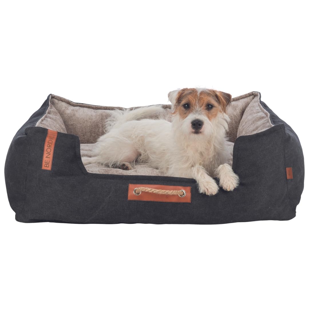 TRIXIE Hundebett Föhr eckig 100 x 80 cm, mit Tragegriff – schwarz/Sand | Gemütliches Hundekörbchen, weich und waschbar – für kleine & große Hunde, angenehm weicher Liegekomfort – Be Nordic