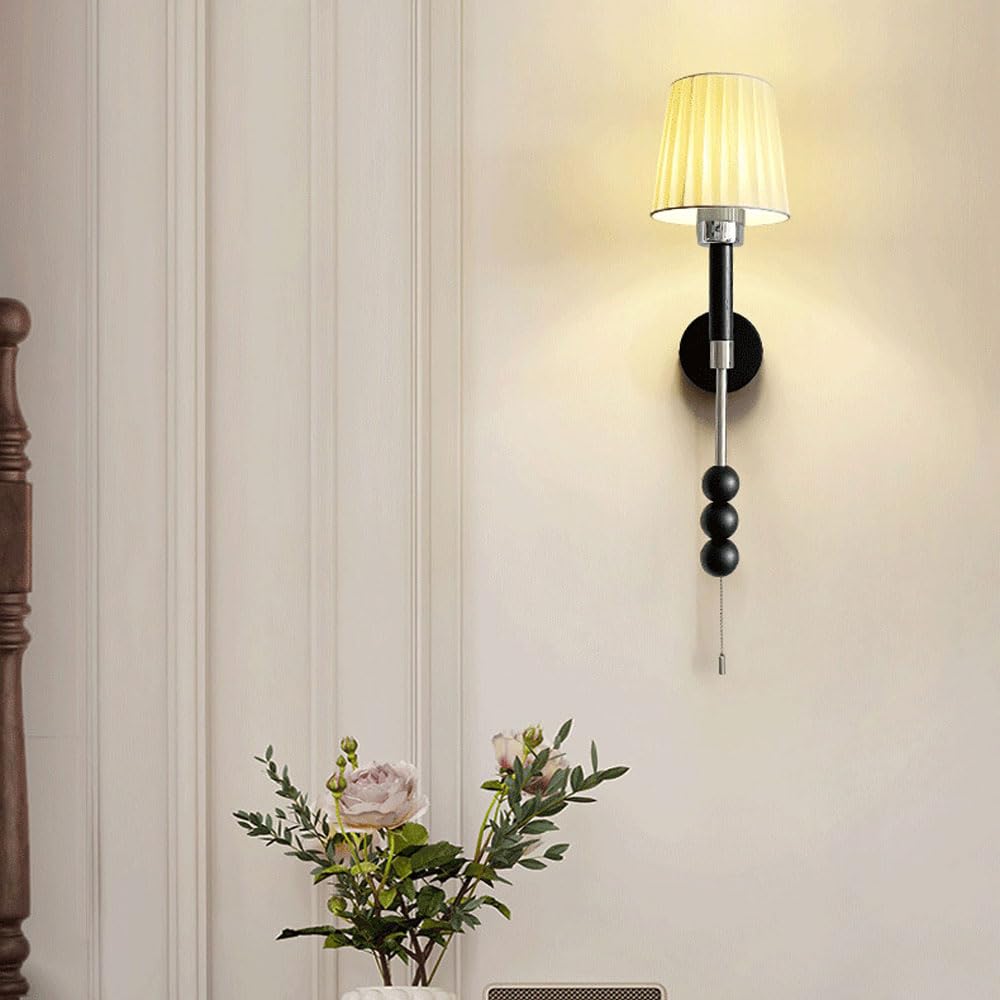 Applique da Parete Moderna in Tessuto con Interruttore a cordicella, Lampada da Comodino per Hotel, Applique da Soggiorno con Cablaggio Fisso, Paralume in Tessuto Bianco plissettat
