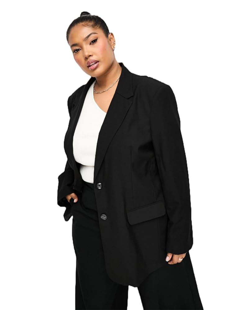 Women's Plus Size Blazer: Stylish Workwear Suit for Curvy Women's Plus Size Blazer: Stylish Workwear Suit for Curvy