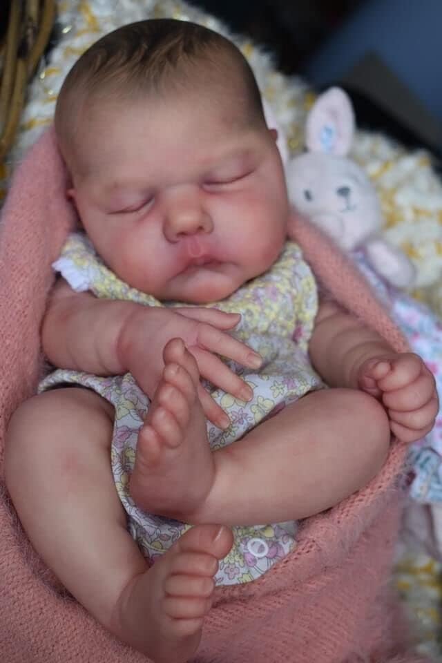 Pinky - Muñeca de bebé recién nacida realista de 19 pulgadas y 18.9 in con pelo pintado de aspecto realista, regalo