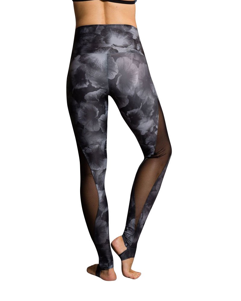 Onzie Yoga Stirrup Legging 2007 Petunia (Petunia, X Small)