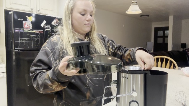 Watch You'll wanna know this before you buy this znoav juicer on