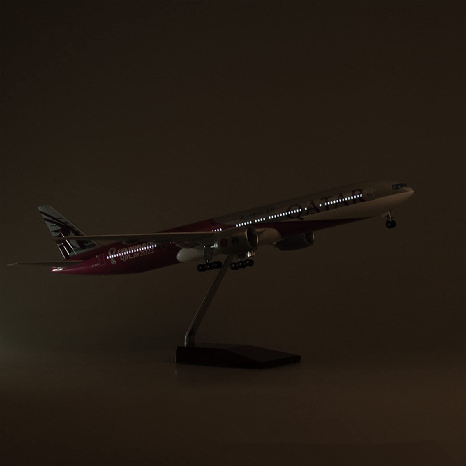 Modèle Avion Boeing B777 Qatar – Alliage Métal 1/157 – 47 Cm – Avec LED Sonore – Collection