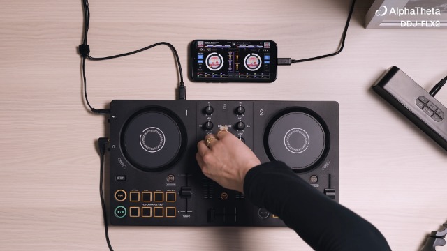 AlphaTheta/Pioneer DJ DDJ-FLX2 Beginner DJ Controller – Portable