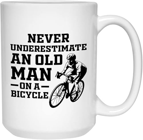 Taza de café Biker Dad  Never Underestimate an Old Man on a Bicycle  Bicicleta, ciclismo, abuelo, día del padre, 15 onzas, color blanco