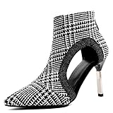 Design: Heel Type: Aiguille. Heel Height: 9cm. Bout Pointu, side cutout, and side fermeture eclairper. This shoe style perfectly elongates the leg line while keeping your feet dry and Confort. It showcases charming Mode elegance for wearers.