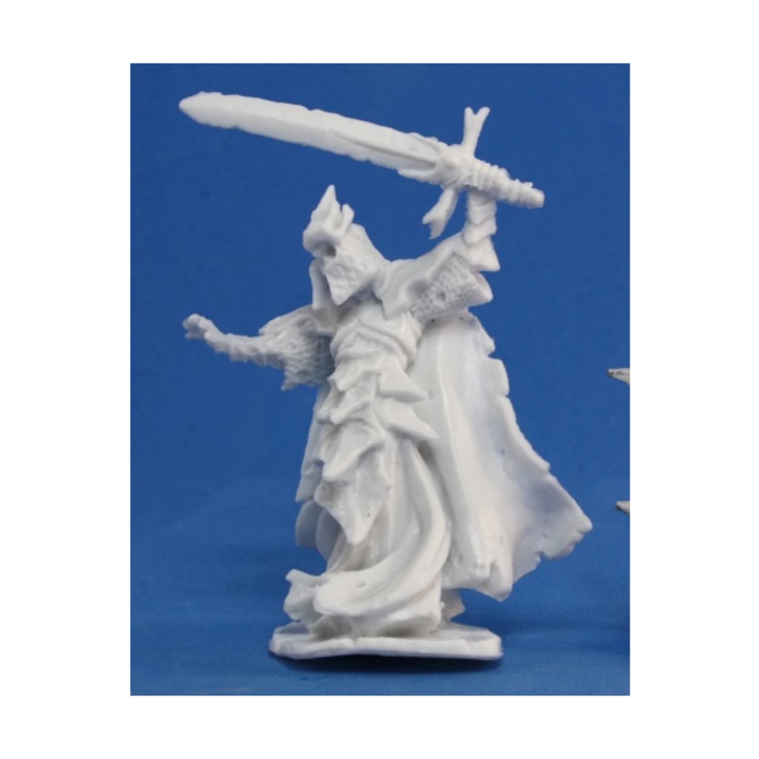 Ghost King (1) Miniature, White, Small