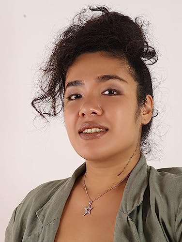 Sacina Grunge Y2k Aesthetic Star Necklace, Gothic Rhinestone Star Necklace for Women, Christmas New Year Jewelry Gift4