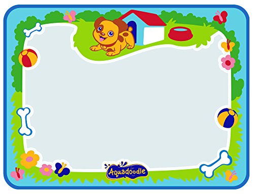 AquaDoodle Tomy - Mon Premier Tapis Mon Toutou pour Bébé E72448, Tapis de Dessin à Eau, Tapis de Jeu Bébé, Tapis Éveil Bébé avec Un Tampon en Forme de Chien dès 12 Mois