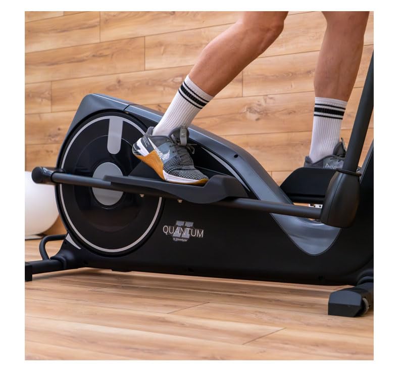 BH Bicicleta Elíptica i.Quantum - Magnética - Sistema inercial 20kg - Zancada 46cm - 24 Niveles - 2 Versiones
