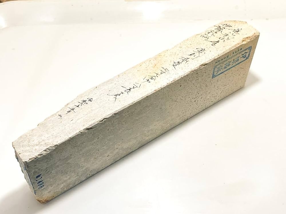 Amazon.co.jp: 天然砥石 伊豫銘砥唐川村山産変則赤星二寸七分巾八寸長 Amazon.co.jp: 天然砥石 伊豫銘砥唐川村山産変則赤星二寸七分巾八寸長