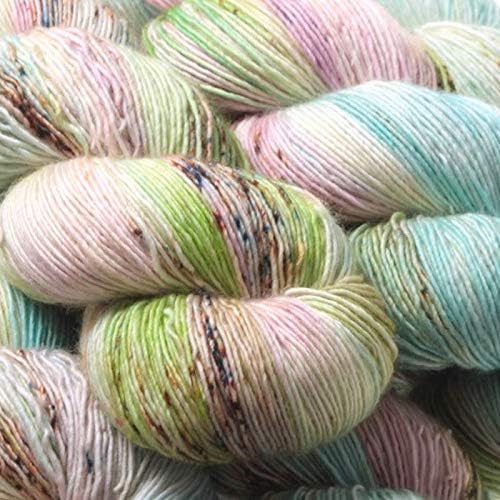 Sock Yarn - one Skein, 100g / 3.5 oz (Pistachio)